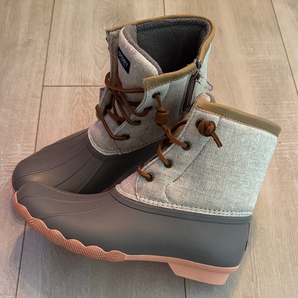 Sperry Charcoal and light pink Duck Boots